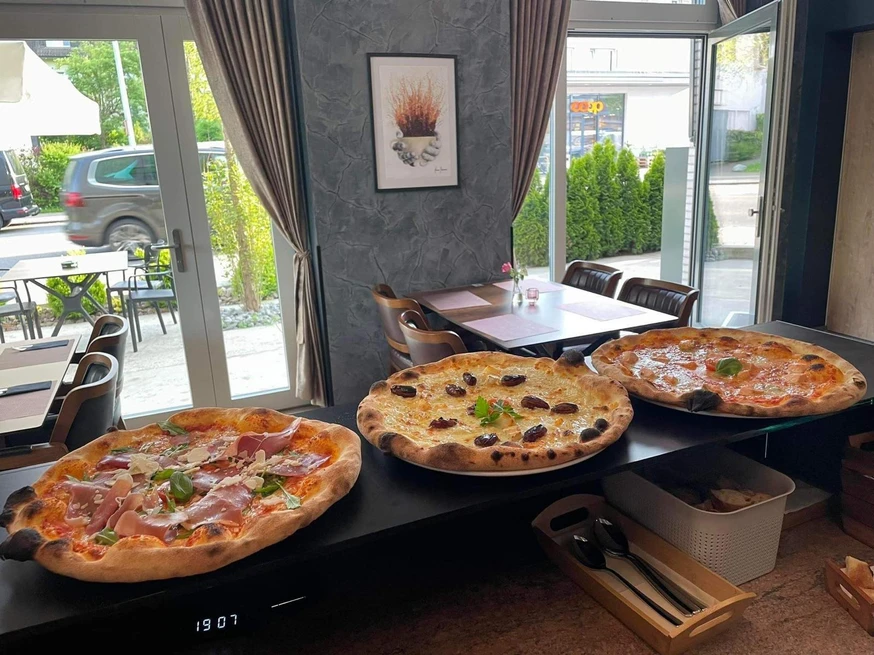 Casa Mattoni Pizzeria & Restaurant